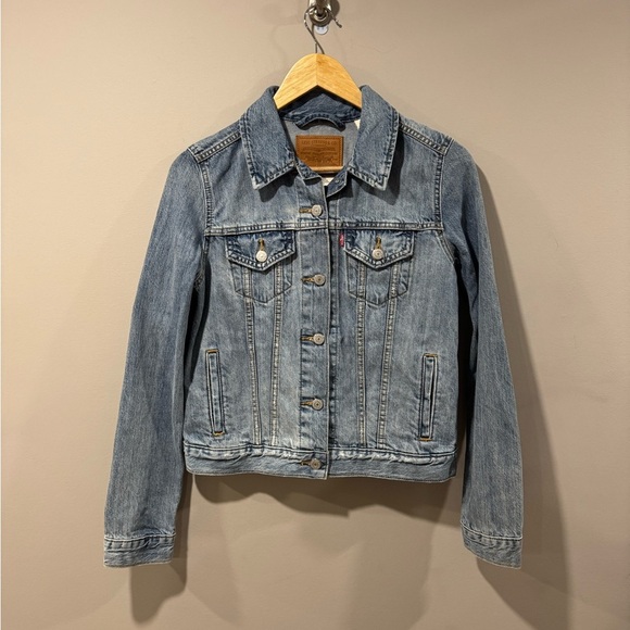 Levi’s Jean Jacket - Women’s Small - Picture 1 of 9